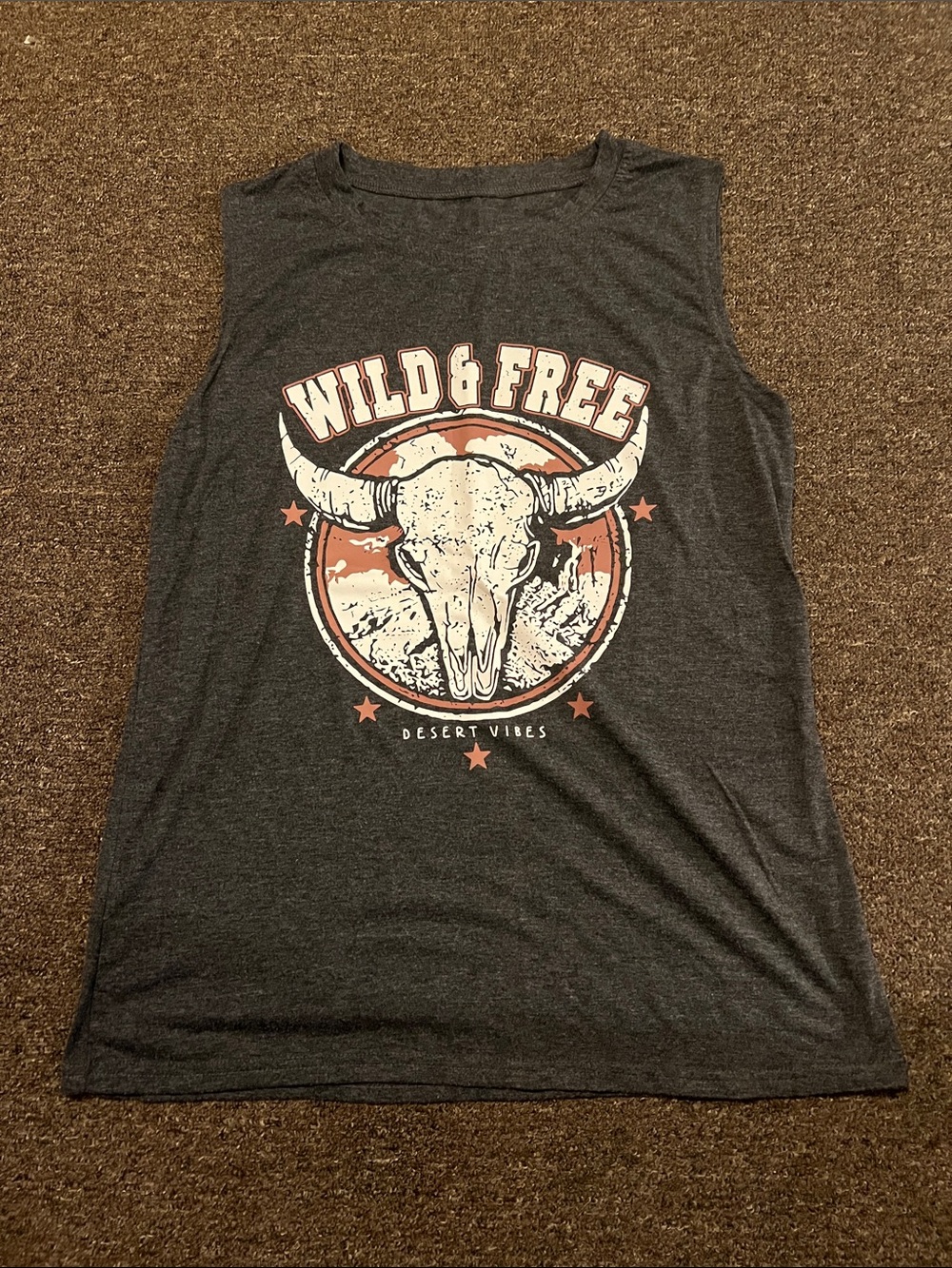 Wild & Free Desert Vibes Graphic Muscle Tank - Charcoal with Rust Accent